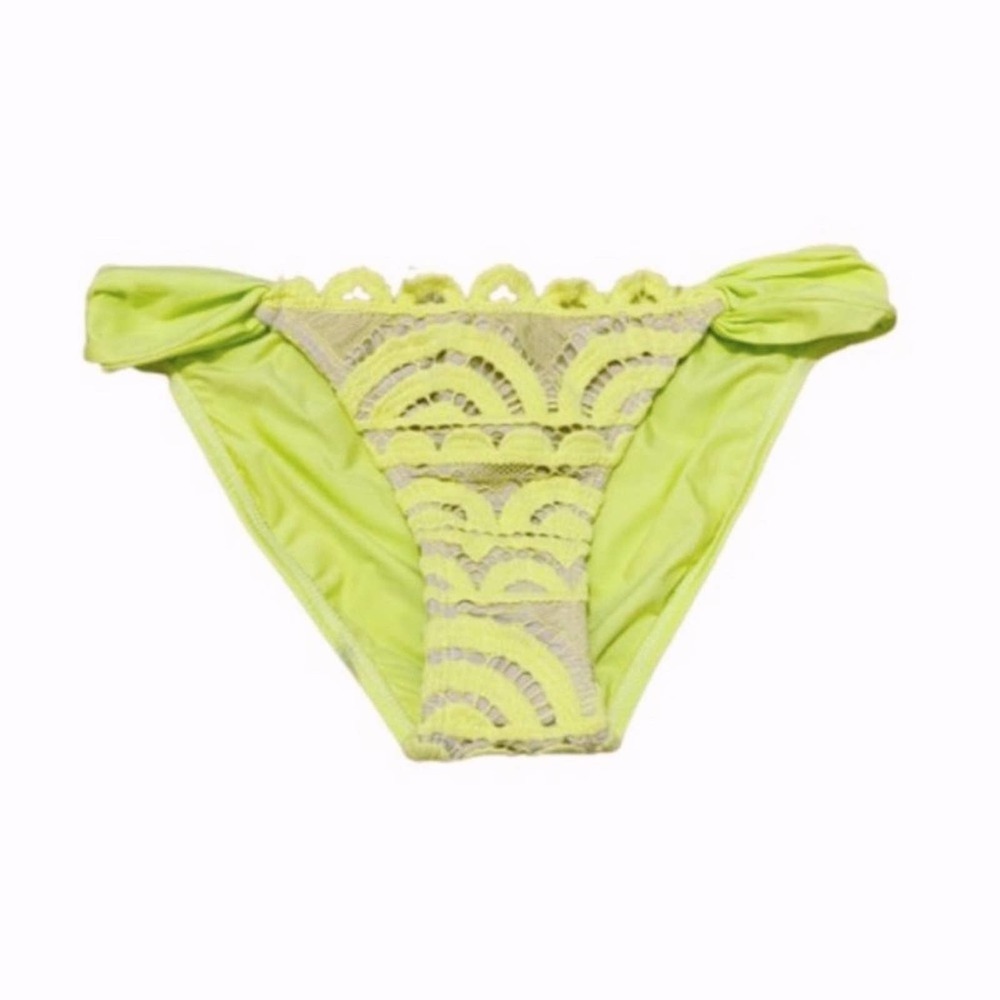 PilyQ Lace Fanned Bikini Bottom Large NWT